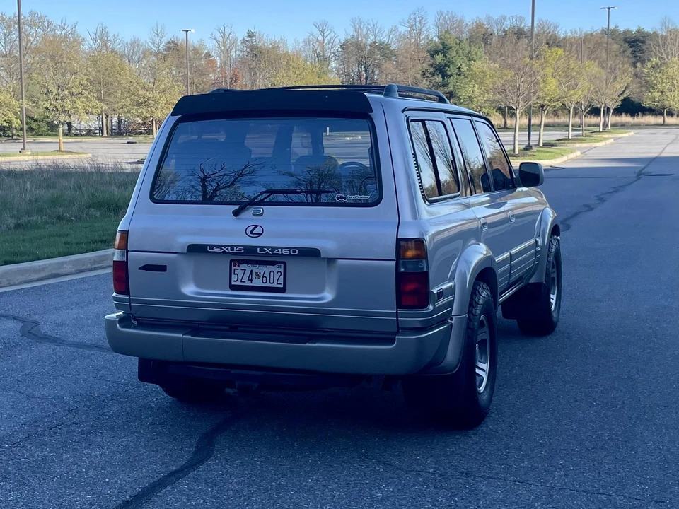 1996 Lexus LX 1st Gen - Image 10 of 31