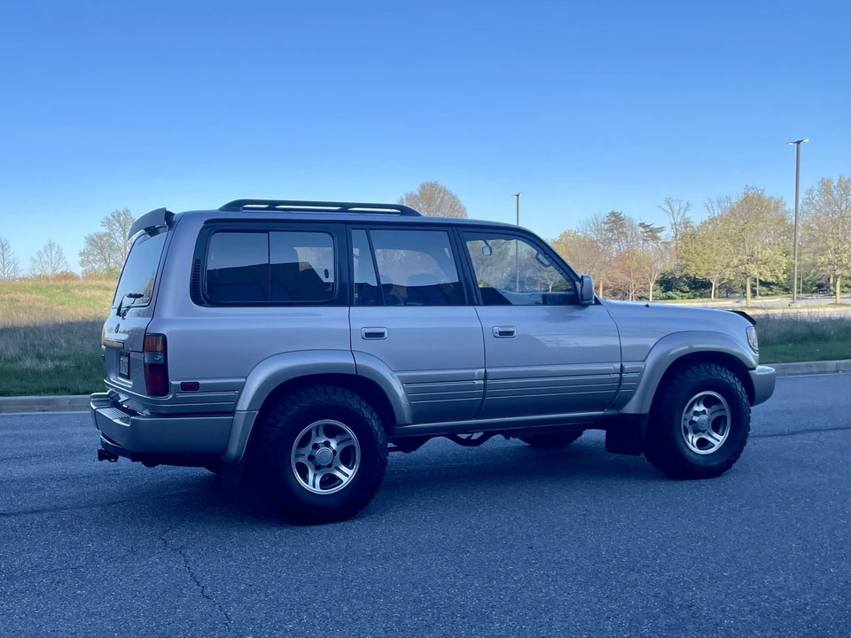 1996 Lexus LX 1st Gen - Image 8 of 31