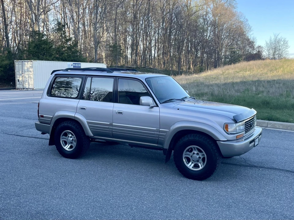 1996 Lexus LX 1st Gen - Image 6 of 31