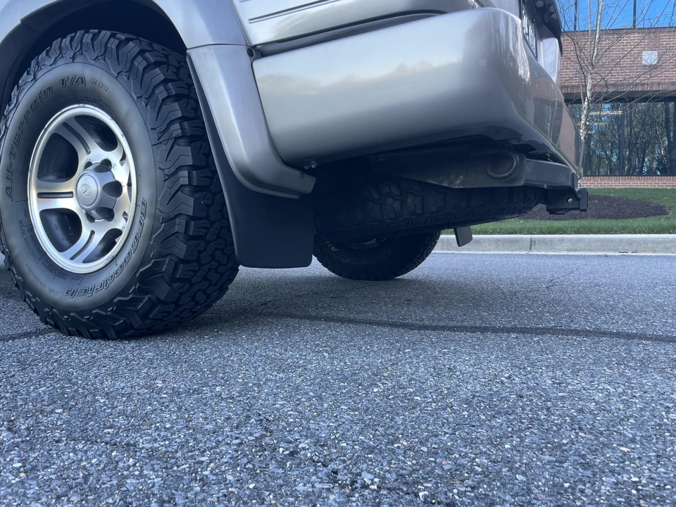 1996 Lexus LX 1st Gen - Image 28 of 31