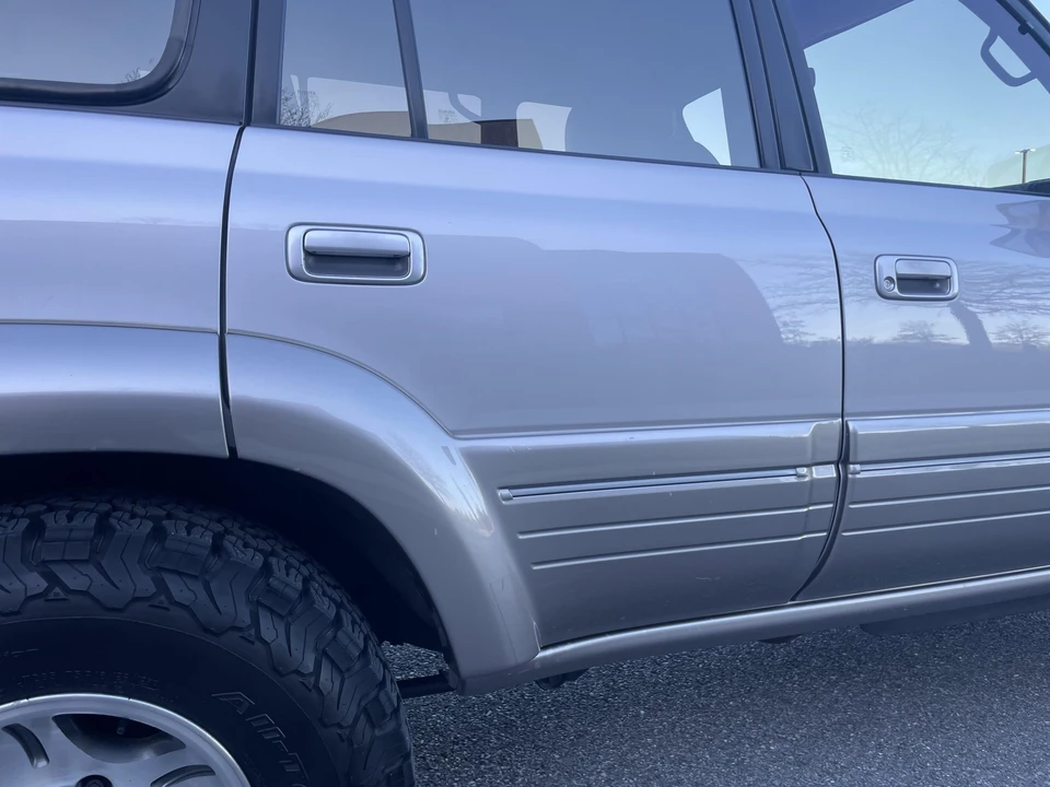 1996 Lexus LX 1st Gen - Image 23 of 31