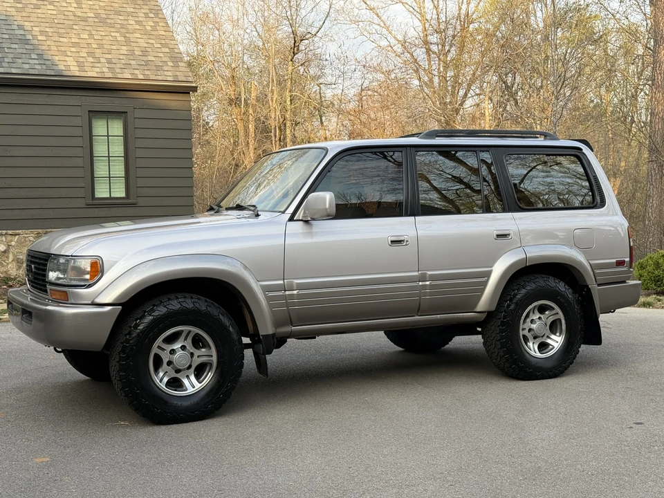 1996 Lexus LX 1st Gen - Image 8 of 31