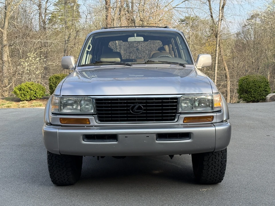 1996 Lexus LX 1st Gen - Image 27 of 31
