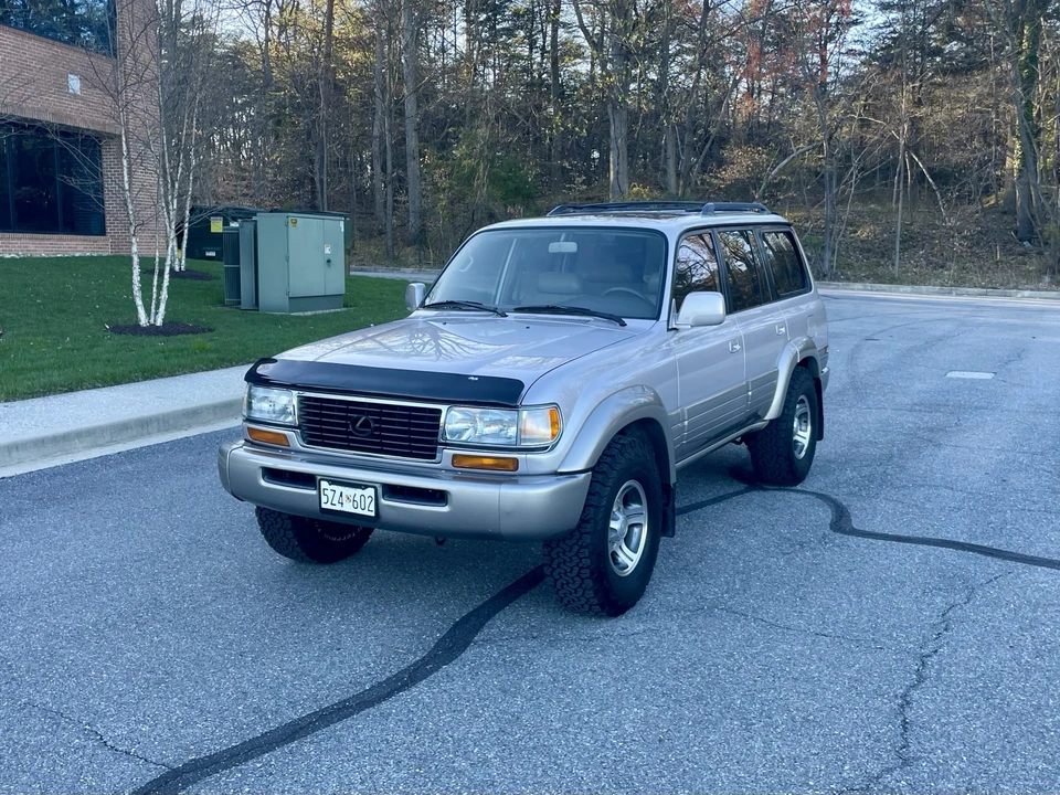 1996 Lexus LX 1st Gen - Image 3 of 31