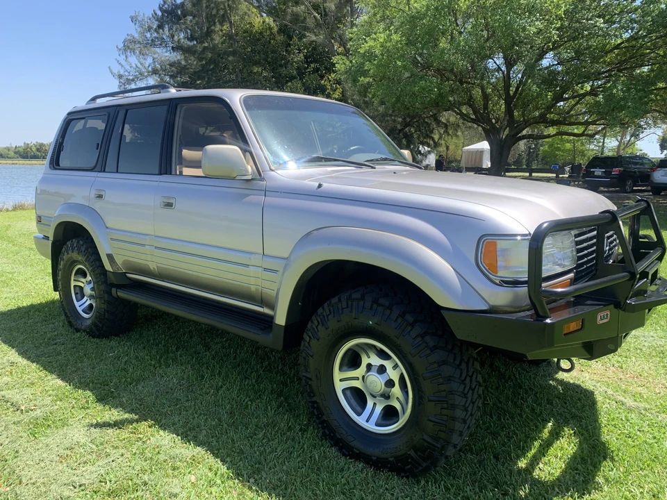 1996 Lexus LX 1st Gen - Image 6 of 31