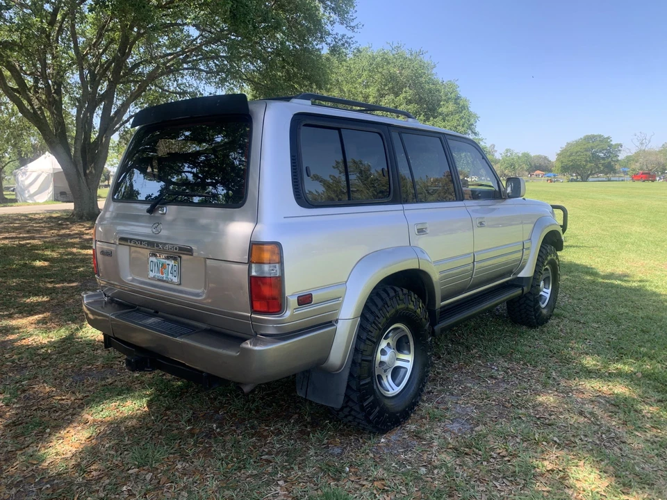 1996 Lexus LX 1st Gen - Image 12 of 31