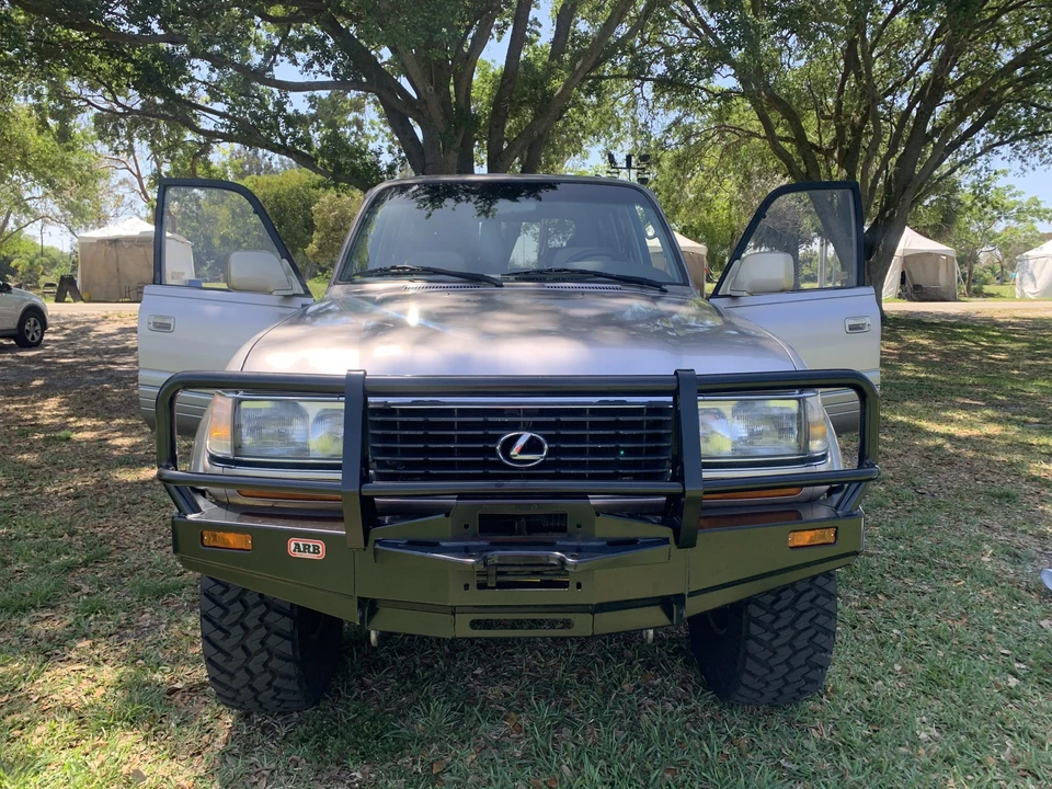 1996 Lexus LX 1st Gen - Image 25 of 31