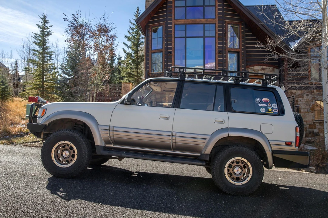 1996 Lexus LX 1st Gen - Image 9 of 31