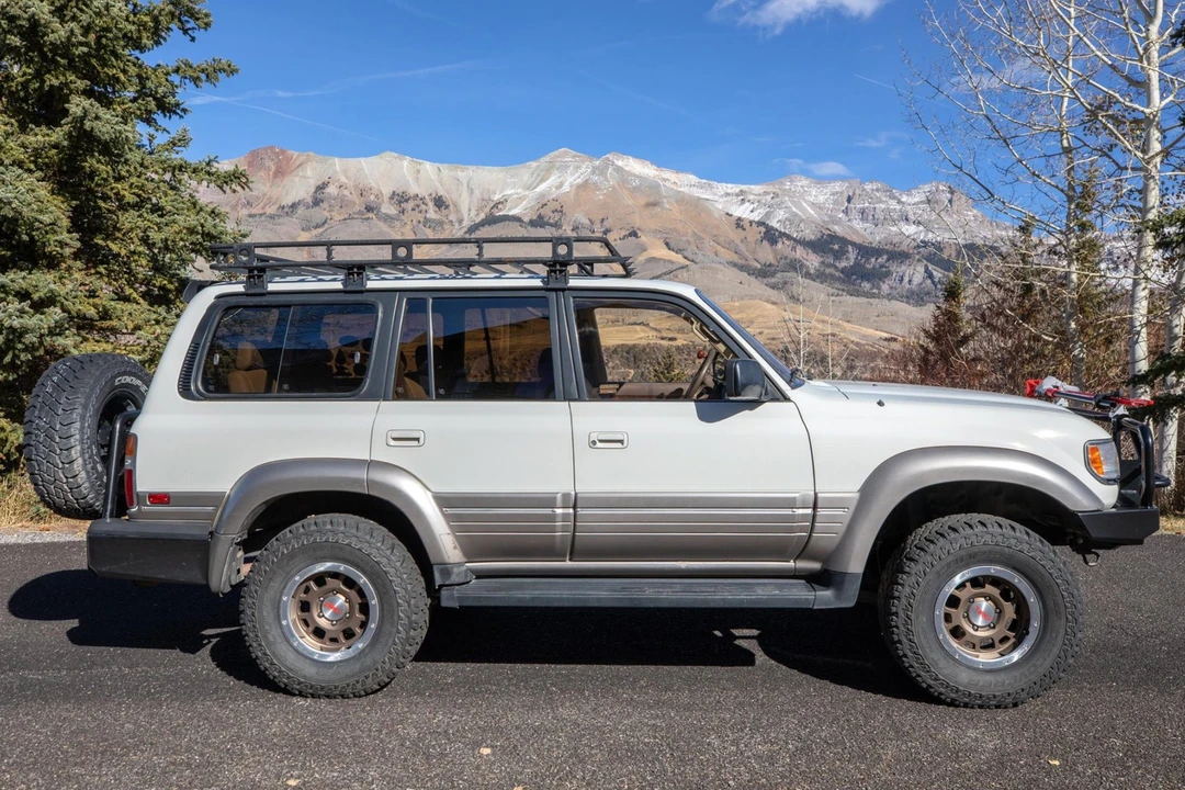 1996 Lexus LX 1st Gen - Image 5 of 31