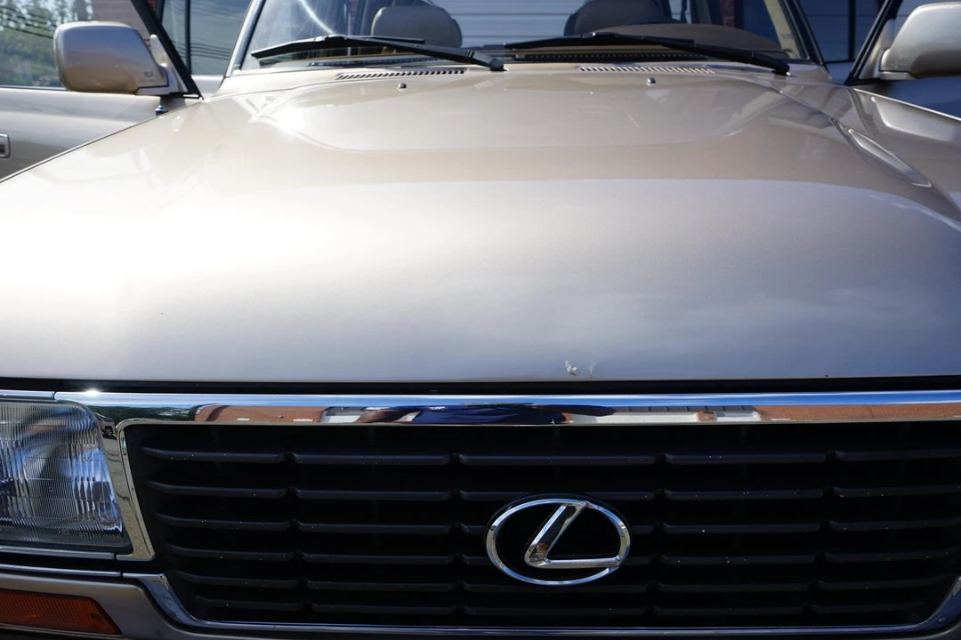 1996 Lexus LX 1st Gen - Image 29 of 31