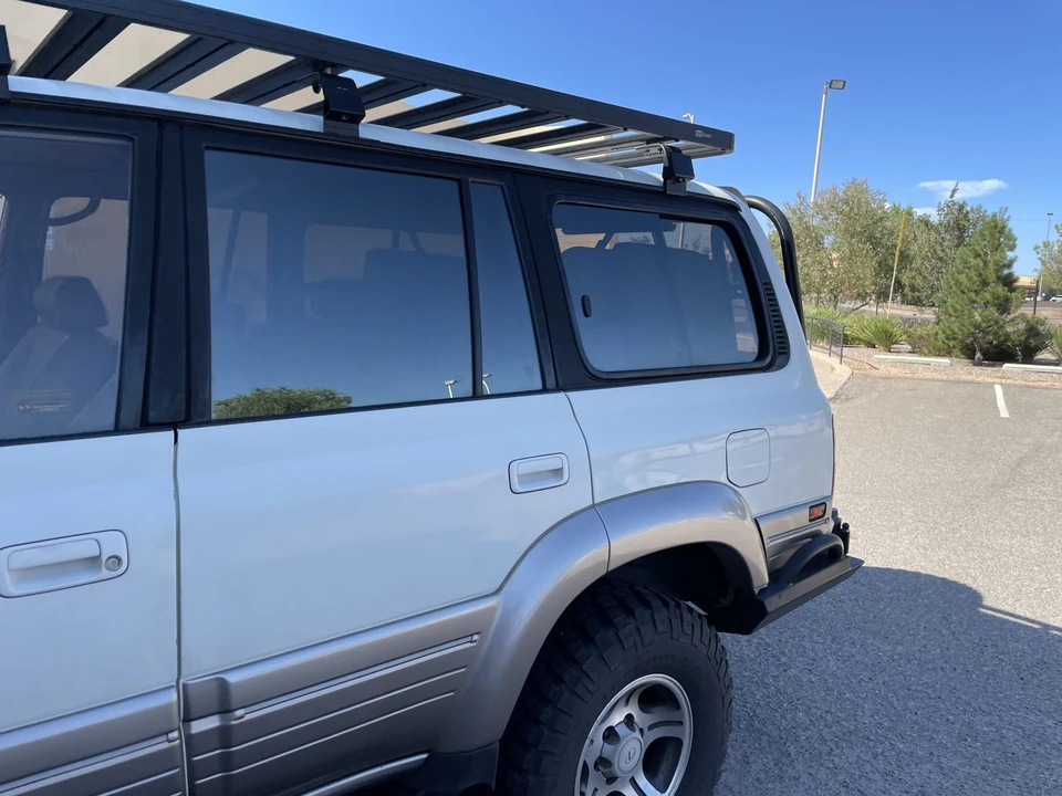 1996 Lexus LX 1st Gen - Image 17 of 31