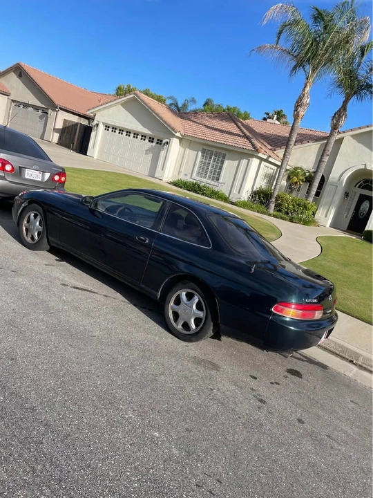 1996 Lexus SC400 - Image 2 of 3