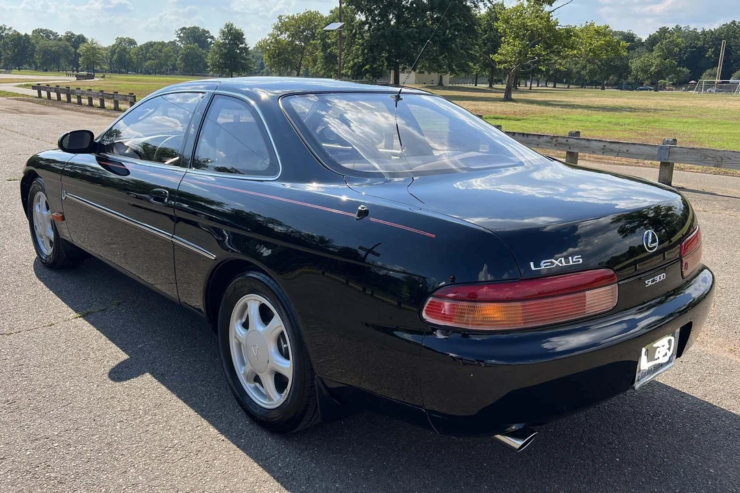 1996 Lexus SC400 - Image 4 of 31
