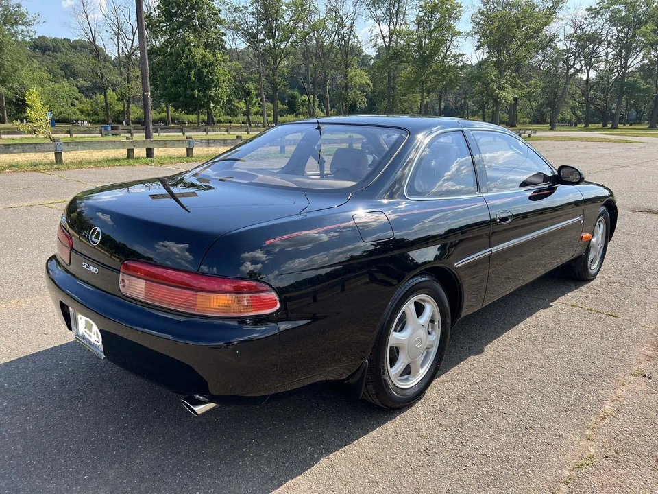 1996 Lexus SC400 - Image 7 of 31