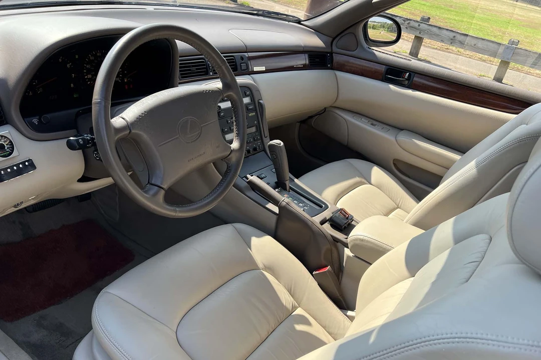 1996 Lexus SC400 - Image 16 of 31