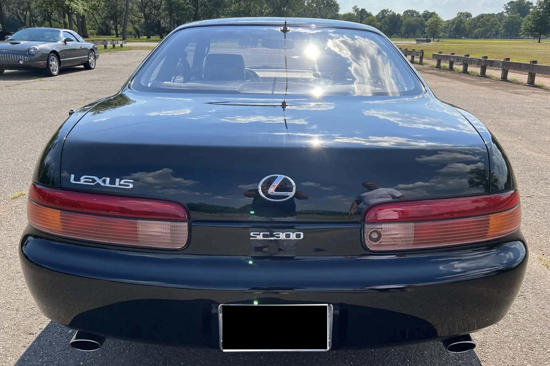 1996 Lexus SC400 - Image 5 of 31