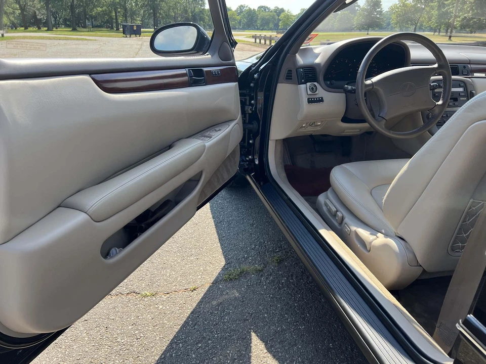 1996 Lexus SC400 - Image 25 of 31