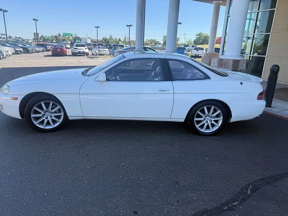1996 Lexus SC400 - Image 4 of 12