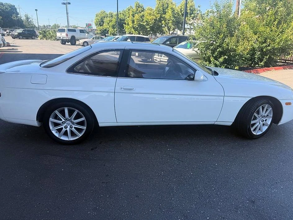1996 Lexus SC400 - Image 8 of 12