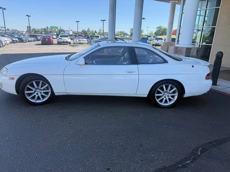 1996 Lexus SC400 - Image 4 of 12