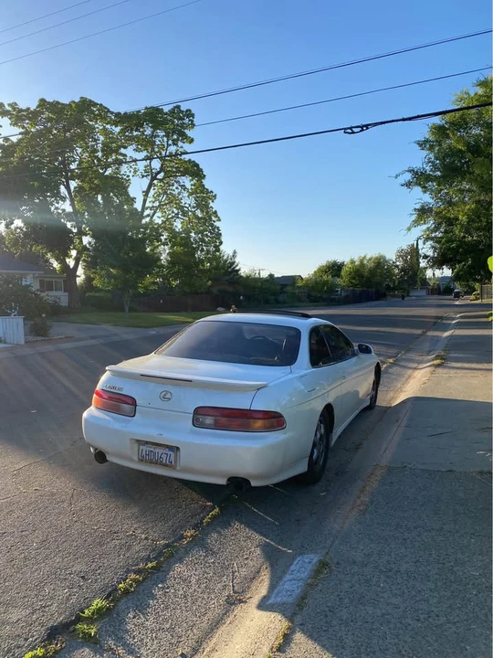 1996 Lexus SC400 - Image 6 of 12