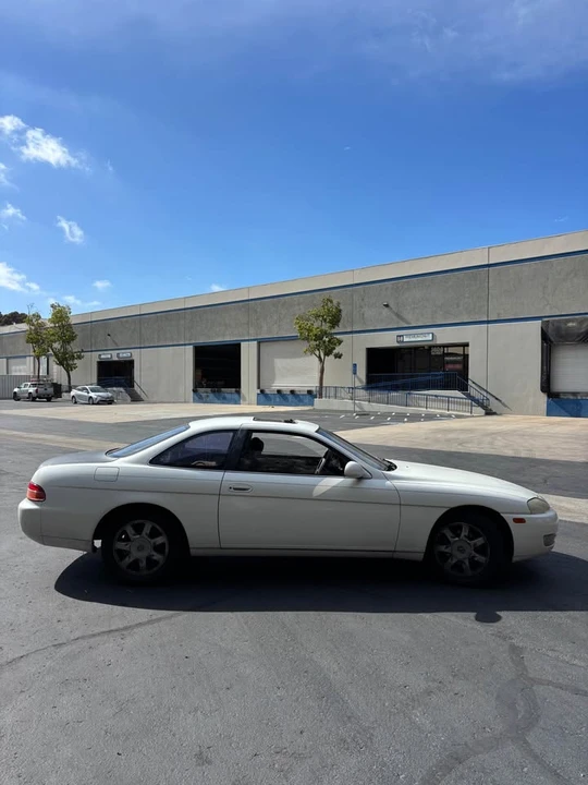 1996 Lexus SC400 - Image 6 of 14