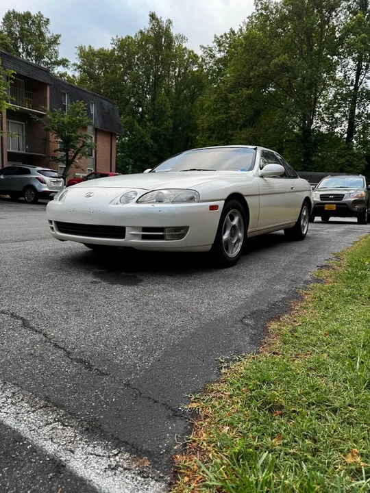 1996 Lexus SC400 - Image 4 of 12