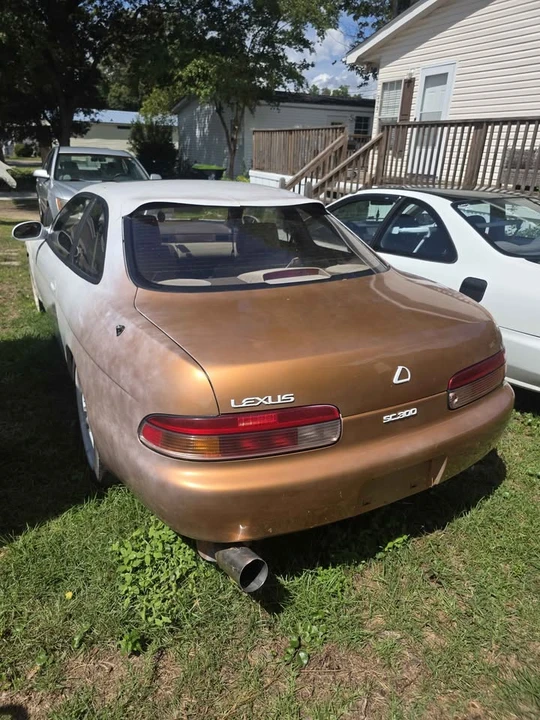 1996 Lexus SC400 - Image 2 of 3
