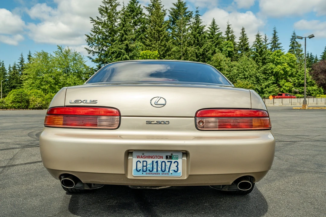 1996 Lexus SC400 - Image 17 of 31