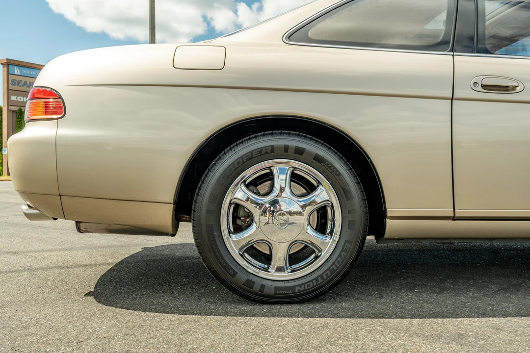 1996 Lexus SC400 - Image 13 of 31