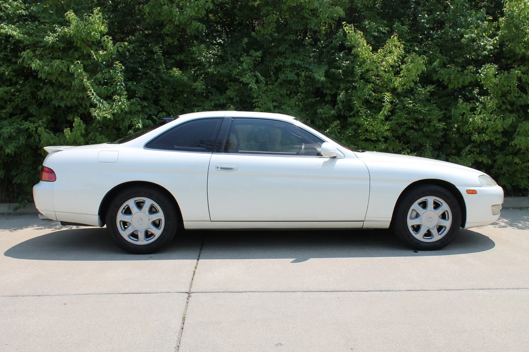 1996 Lexus SC400 - Image 9 of 31