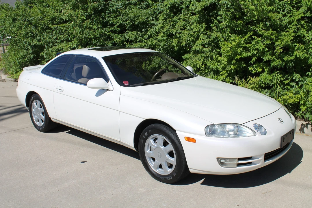 1996 Lexus SC400 - Image 10 of 31