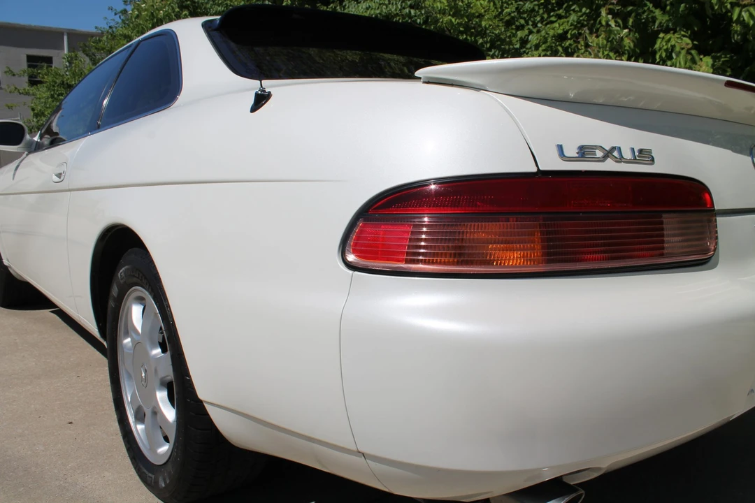 1996 Lexus SC400 - Image 14 of 31
