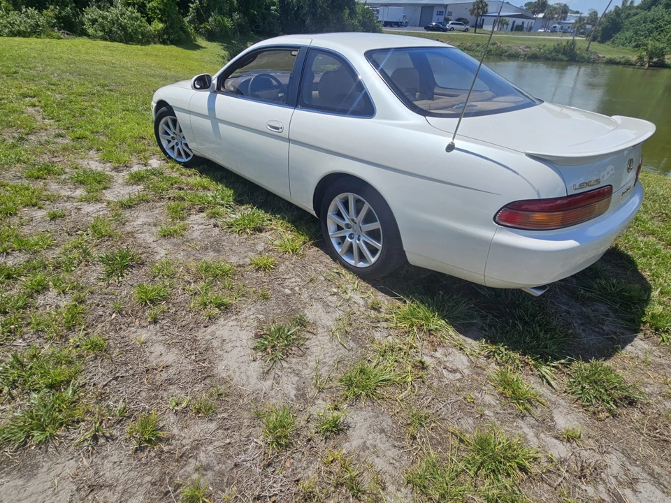 1996 Lexus SC400 - Image 18 of 31