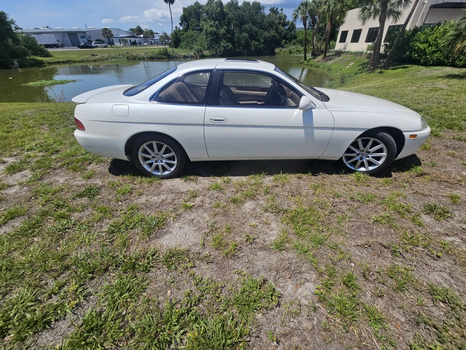 1996 Lexus SC400 - Image 10 of 31