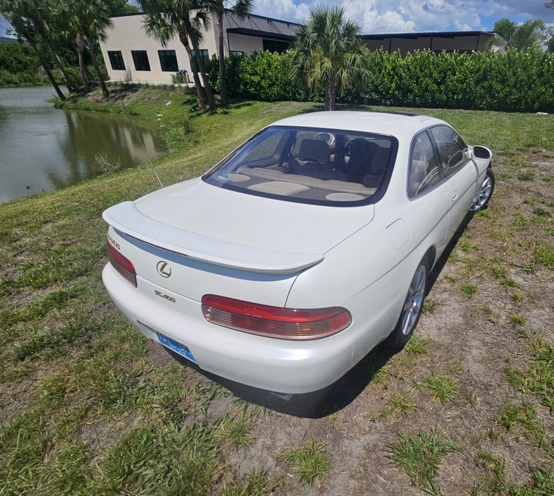 1996 Lexus SC400 - Image 16 of 31
