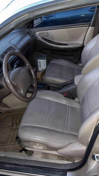 1996 Lexus ES 2nd Gen - Image 5 of 5