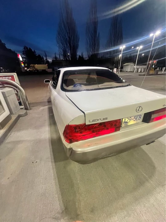 1996 Lexus ES 2nd Gen - Image 3 of 3