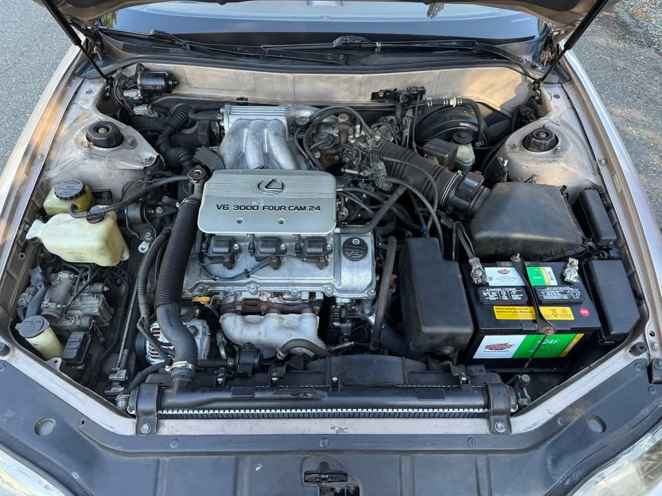 1996 Lexus ES 2nd Gen - Image 11 of 14