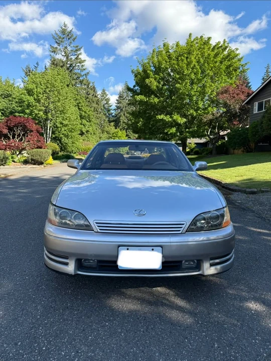 1996 Lexus ES 2nd Gen - Image 2 of 14