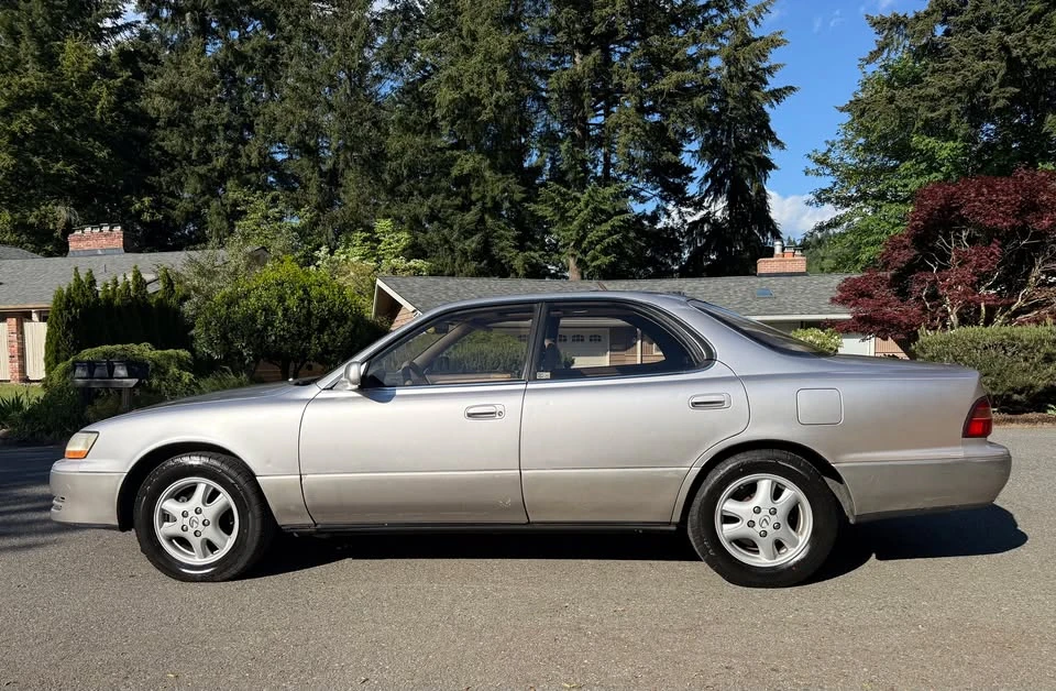 1996 Lexus ES 2nd Gen - Image 3 of 14