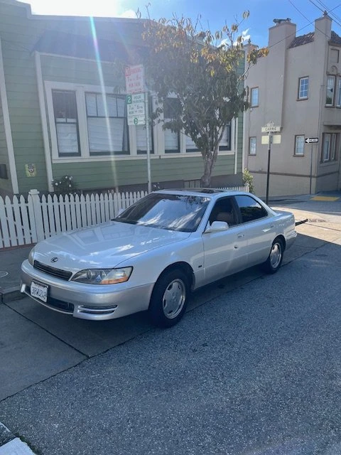 1996 Lexus ES 1st Gen - Image 4 of 20