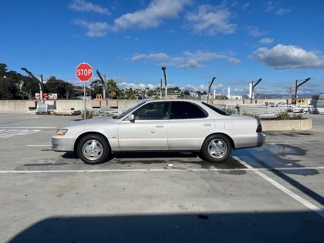 1996 Lexus ES 1st Gen - Image 2 of 20