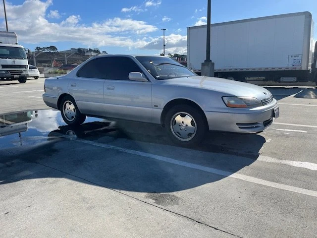 1996 Lexus ES 1st Gen - Image 15 of 20