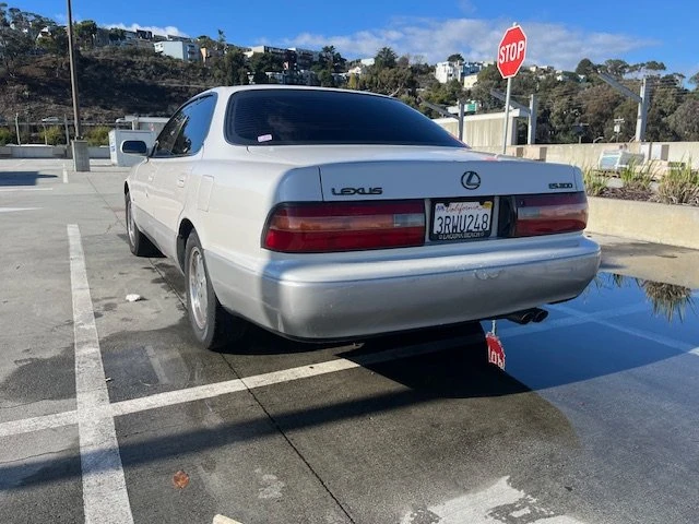 1996 Lexus ES 1st Gen - Image 11 of 20