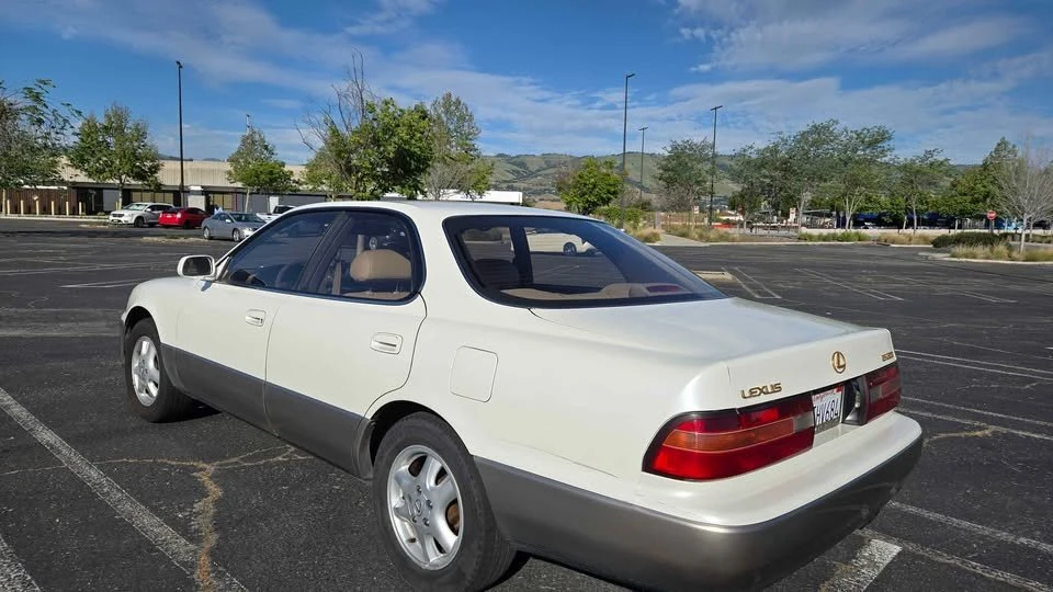 1996 Lexus ES 2nd Gen - Image 17 of 20