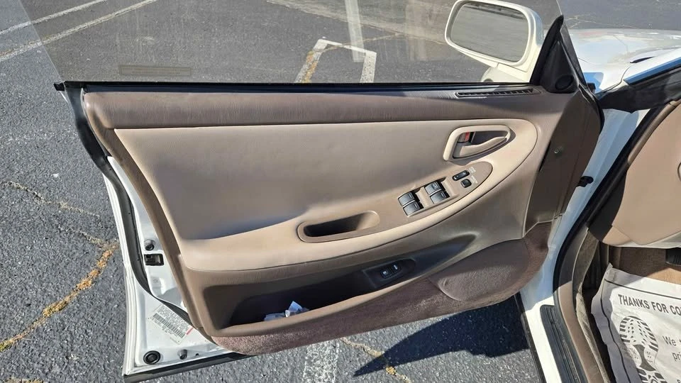 1996 Lexus ES 2nd Gen - Image 8 of 20