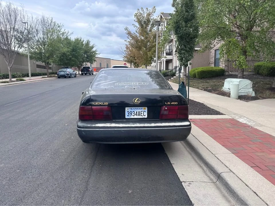 1996 Lexus LS 2nd Gen - Image 5 of 6