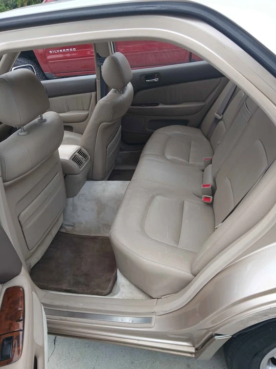 1996 Lexus LS 2nd Gen - Image 3 of 7