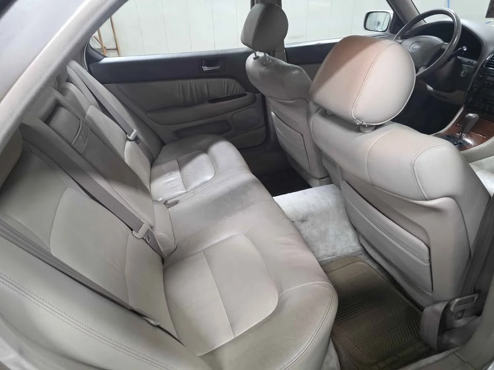 1996 Lexus LS 2nd Gen - Image 7 of 13